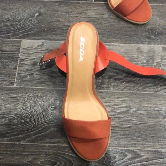 🌟2 for 35$ Burnt Orange Heeled Sandal - Picture 2 of 4